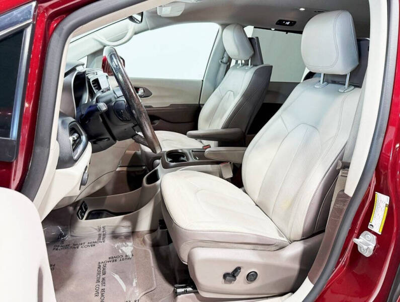 2018 Chrysler Pacifica Touring L Plus