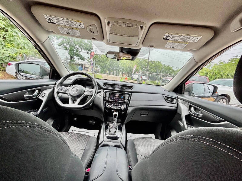 2019 Nissan Rogue SV