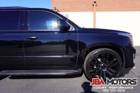 2019 Cadillac Escalade Luxury