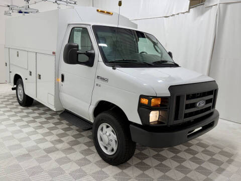 2013 Ford E-Series E-350 SD