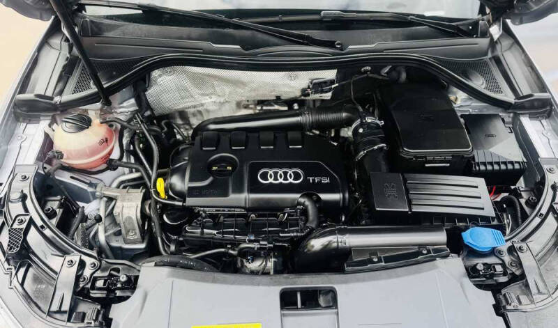 2017 Audi Q3 2.0T Premium