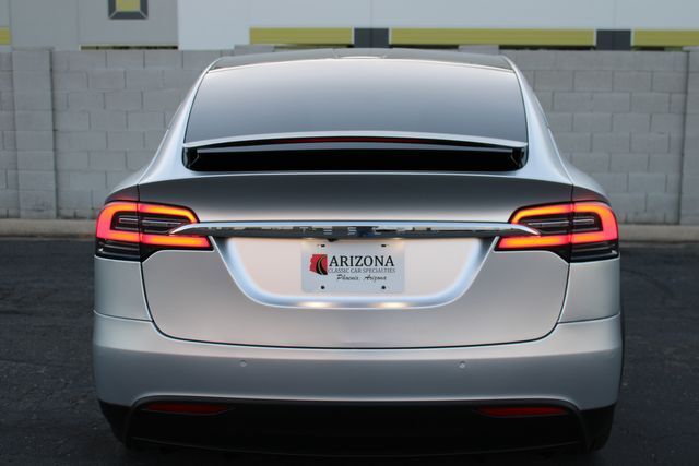 2018 Tesla Model X 14