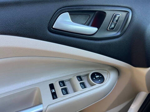 2015 Ford C-MAX Energi SEL