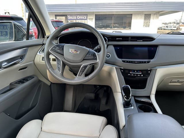 2017 Cadillac XT5 Luxury