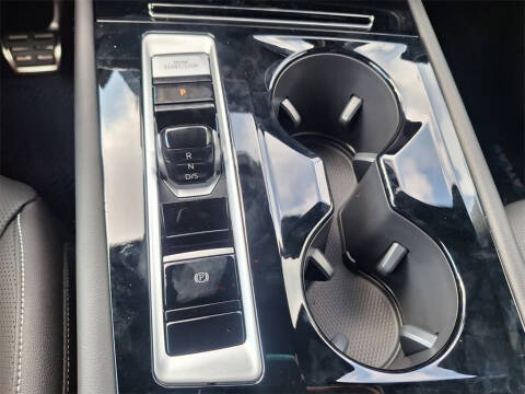 2026 Volkswagen Atlas Cross Sport SEL R-Line Black 4Motion