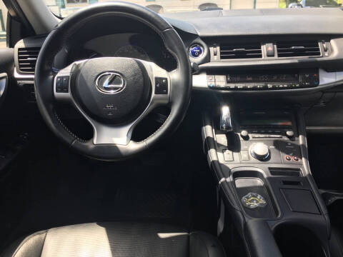 2013 Lexus CT 200h