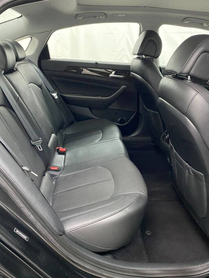 2016 Hyundai Sonata Limited 4dr Sedan PZEV - Black exterior view 12