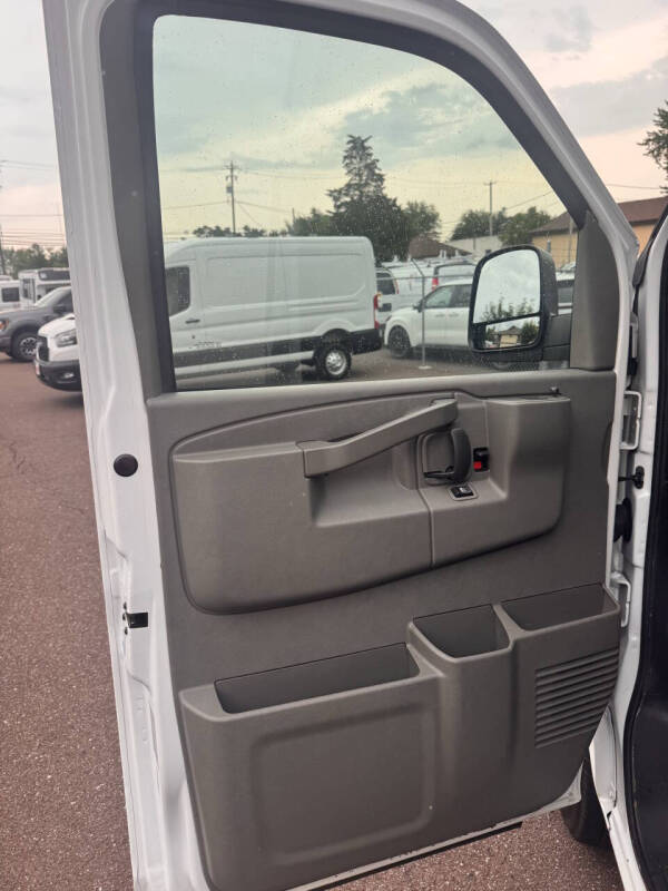 2021 Chevrolet Express 3500