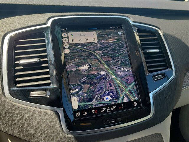 2024 Volvo XC90 B5 Plus Bright Theme