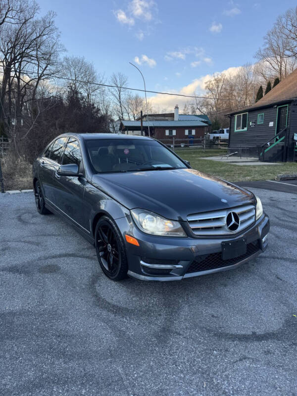 2014 Mercedes-Benz C-Class C300 Luxury's photo