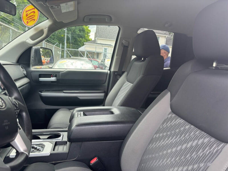 2021 Toyota Tundra SR5