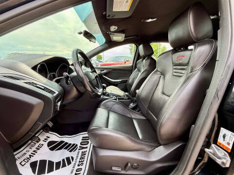 2017 Ford Focus ST