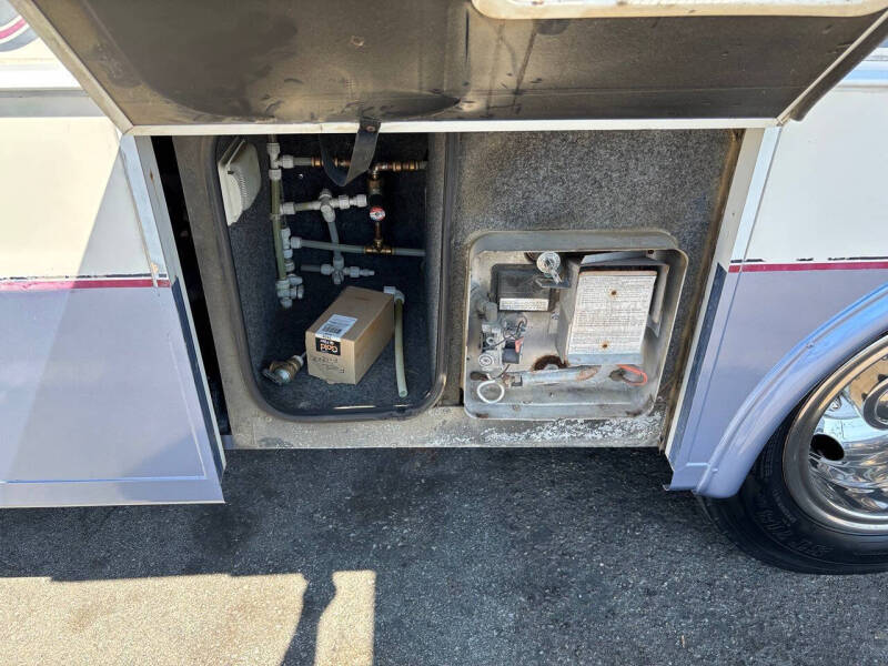 1999 Spartan EXP-2001