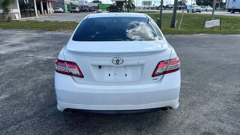 2011 Toyota Camry SE
