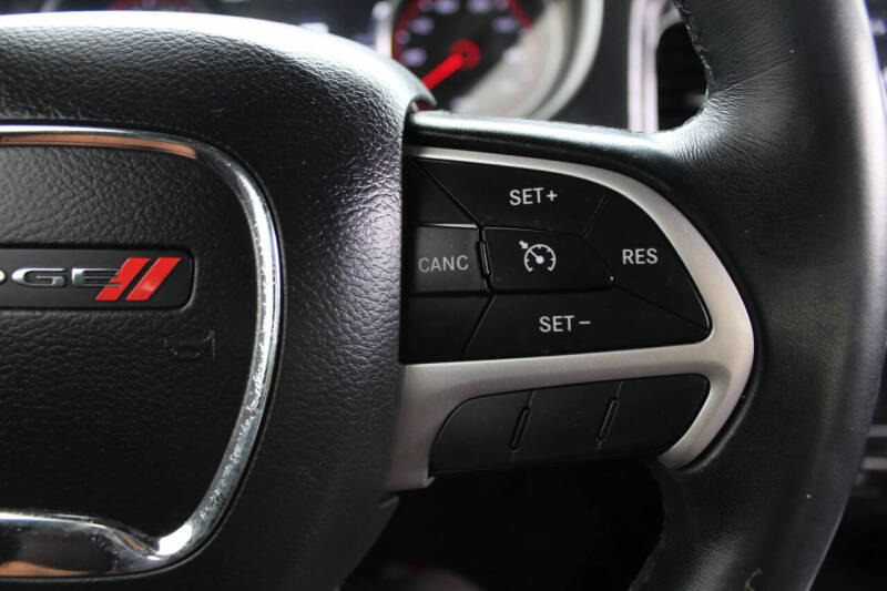 2017 Dodge Charger SXT