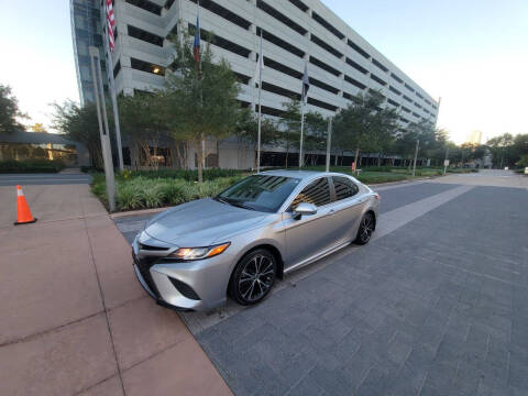 2020 Toyota Camry SE