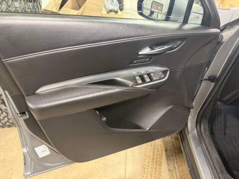 2023 Cadillac XT4 Premium Luxury