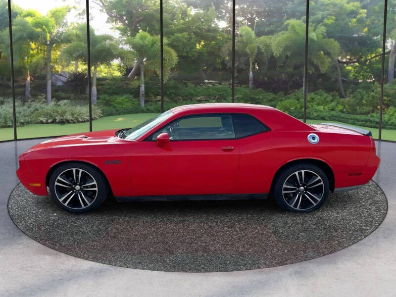 2014 Dodge Challenger SRT8 Core