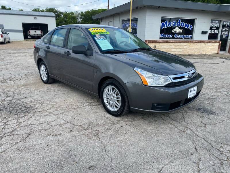 2009 Ford Focus for sale at Meadows Motor Company in Cleburne TX