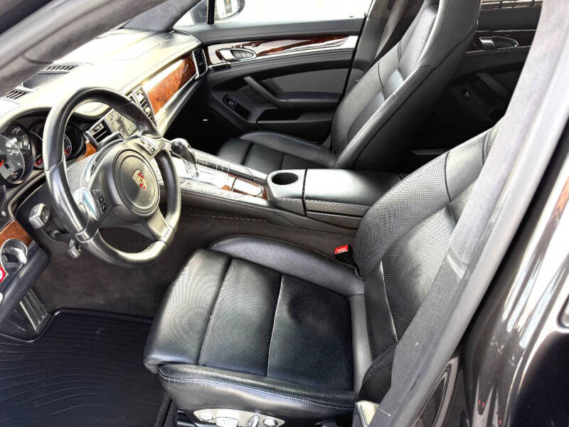 2014 Porsche Panamera 4S Executive