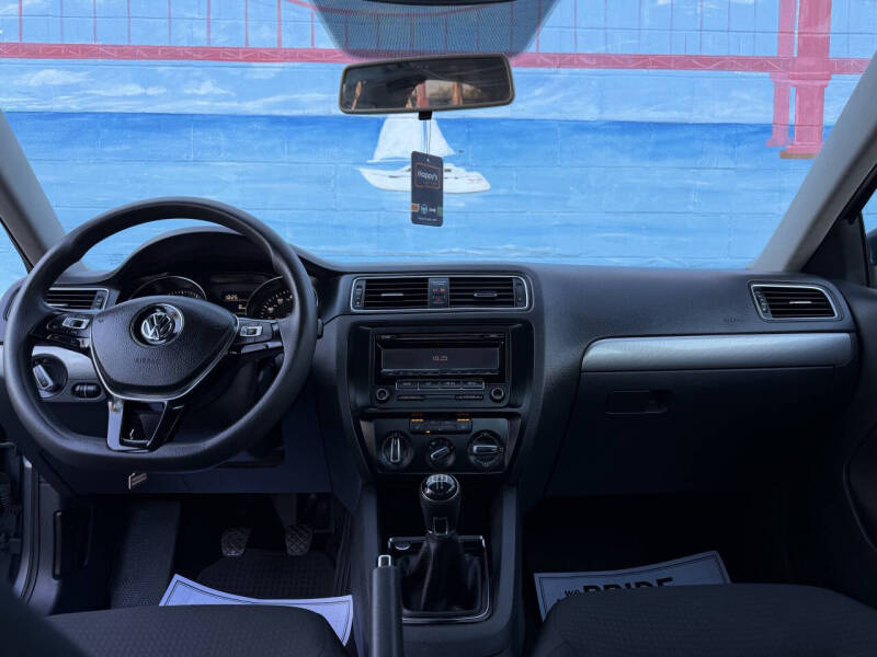 2015 Volkswagen Jetta SE