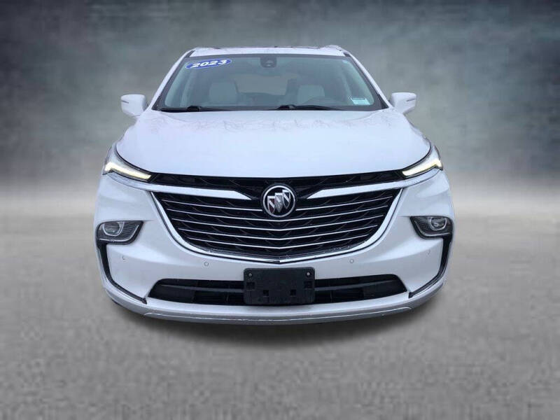 2023 Buick Enclave Premium