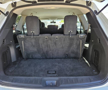 2016 Nissan Pathfinder SV