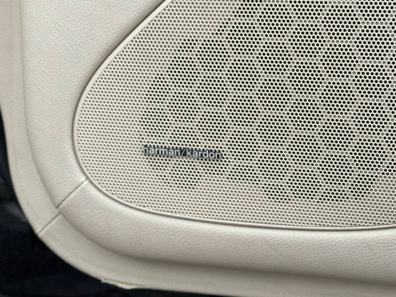 2011 Mercedes-Benz SL-Class SL 550