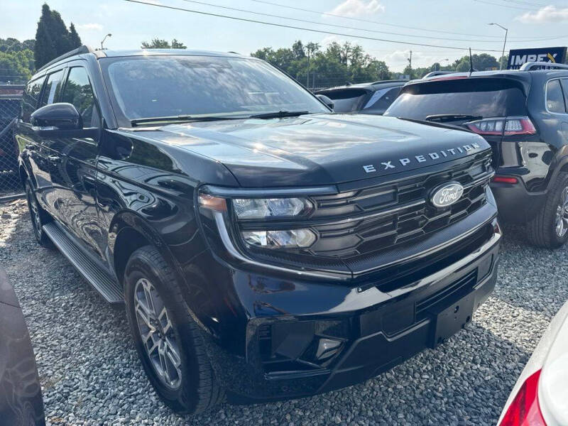 2025 Ford Expedition MAX Active