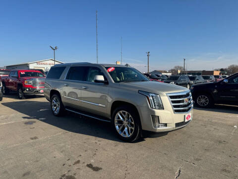 2016 Cadillac Escalade ESV for sale at UNITED AUTO INC in South Sioux City NE