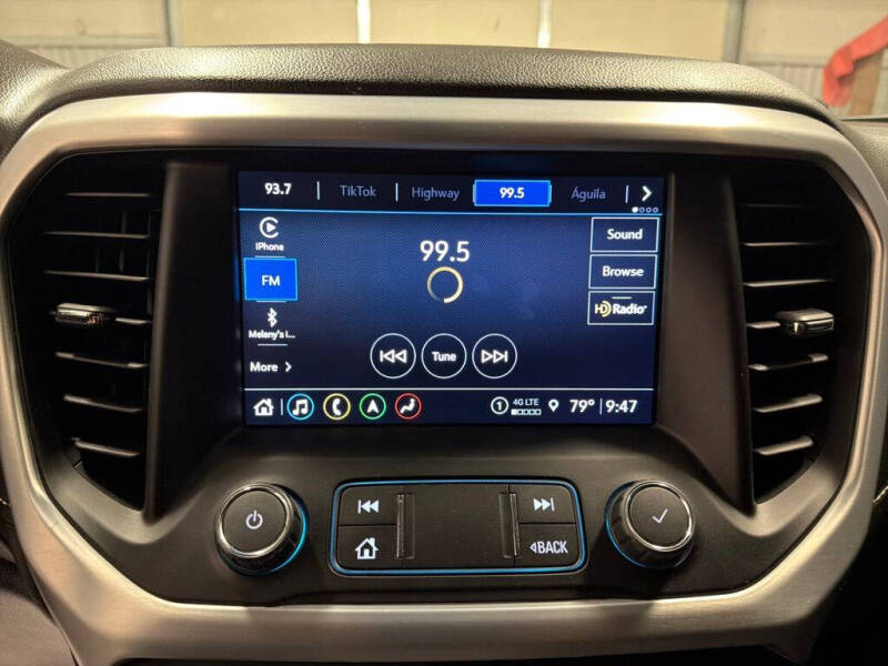 2021 GMC Acadia SLT
