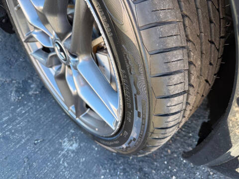 2017 Infiniti QX30 Sport