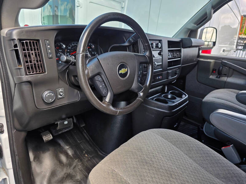 2020 Chevrolet Express 2500