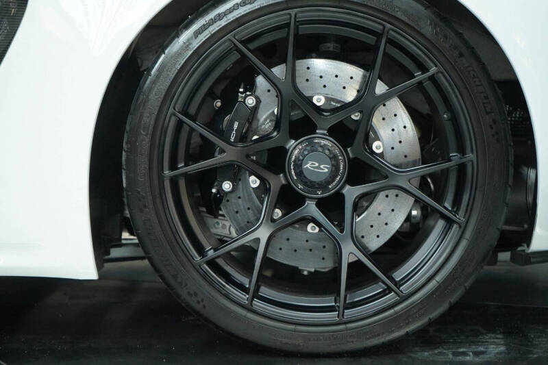 2023 Porsche 718 Cayman GT4 RS