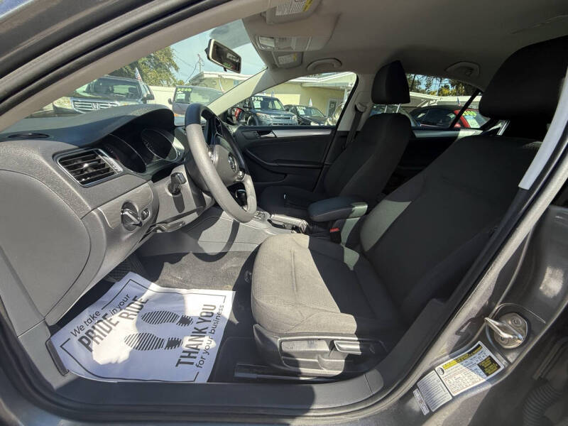 2015 Volkswagen Jetta SE