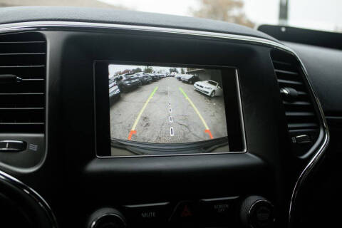 2019 Jeep Grand Cherokee Laredo