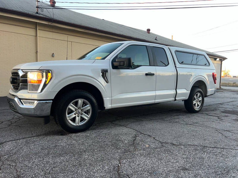 2021 Ford F-150 XLT photo 3