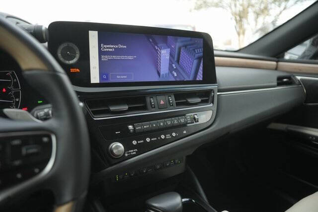 2024 Lexus ES 350 Ultra Luxury