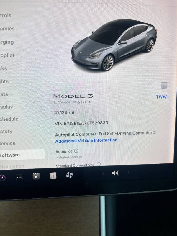 2019 Tesla Model 3 Long Range