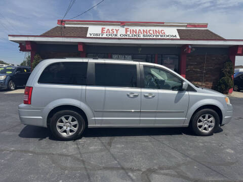 2010 Chrysler Town and Country Touring