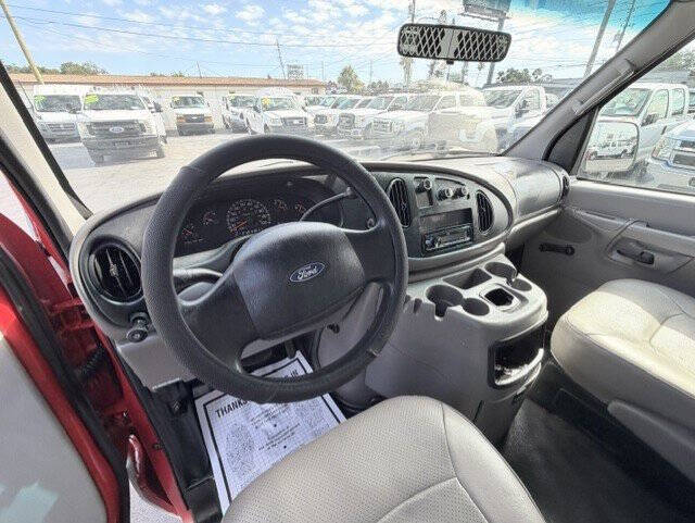 2002 Ford E-Series E-350 SD