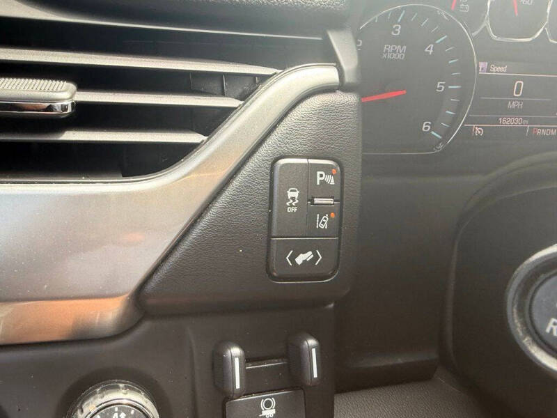 2015 Chevrolet Suburban LT