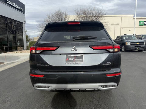 2025 Mitsubishi Outlander PHEV