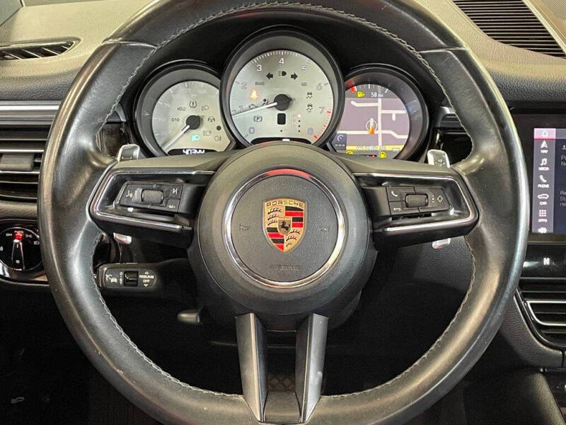 2023 Porsche Macan