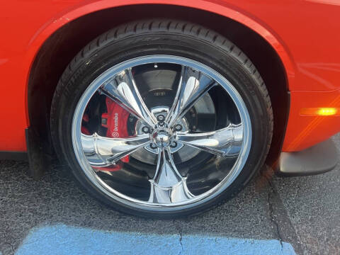 2016 Dodge Challenger SRT 392