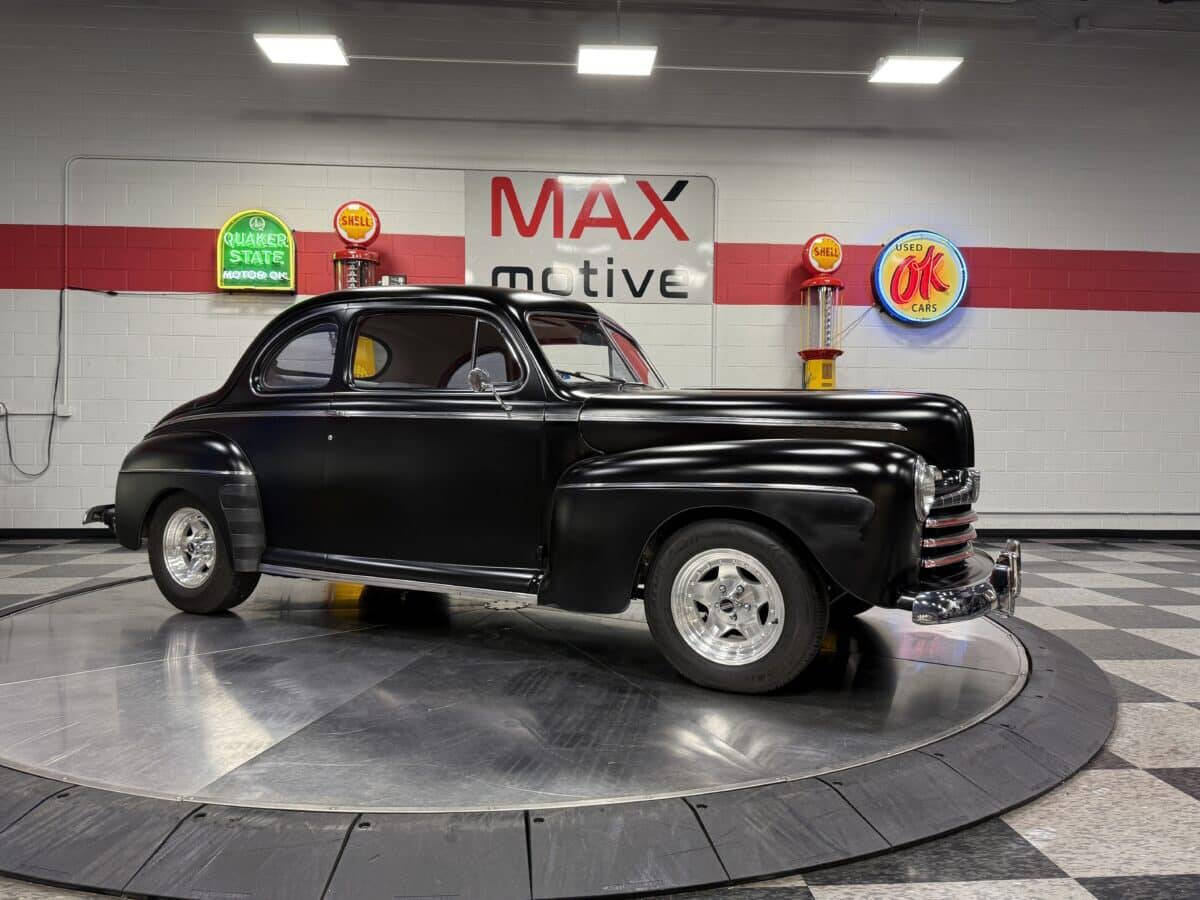 1946 Ford Coupe 1