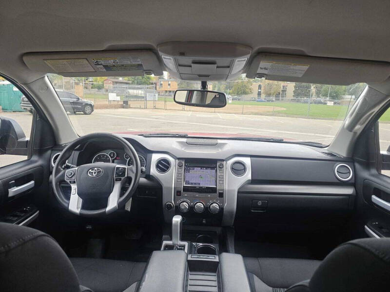 2014 Toyota Tundra SR5