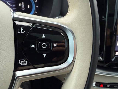 2023 Volvo XC60 B5 Core