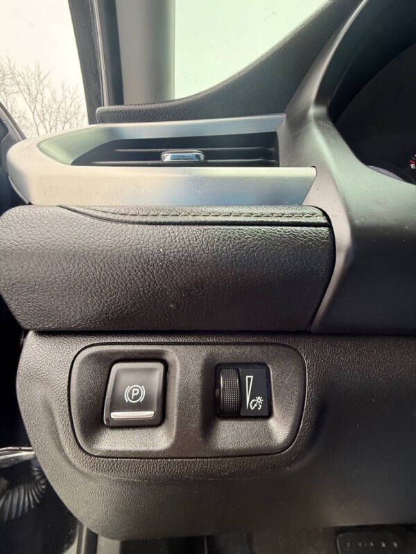 2018 GMC Acadia SLE-2