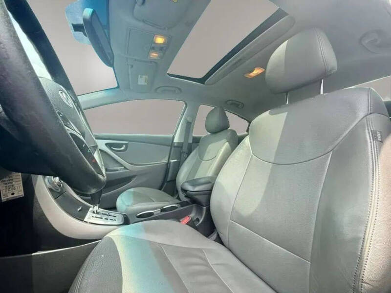 2012 Hyundai Elantra Limited